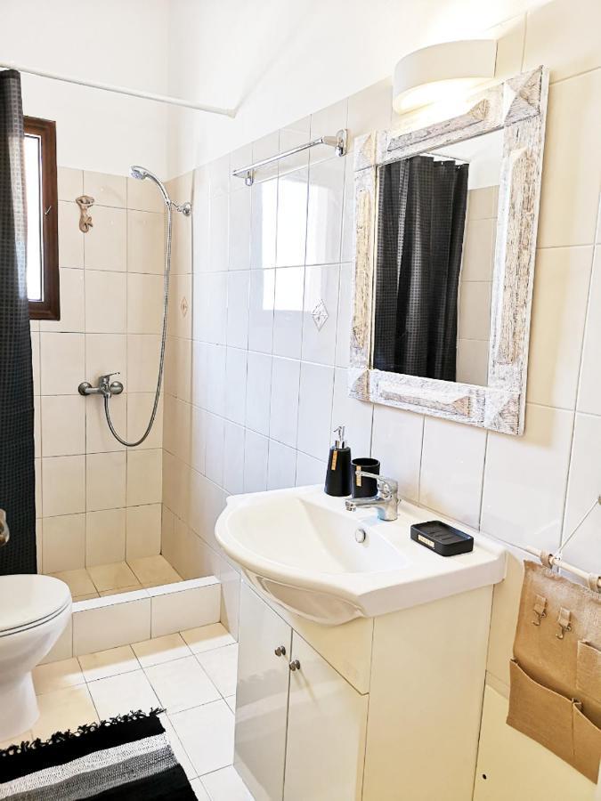 Villa Perissa Thira ภายนอก รูปภาพ